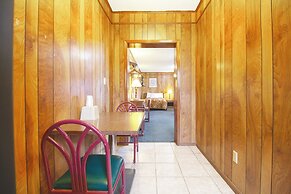 OYO Hotel Waurika OK US-70 near Wichita Falls