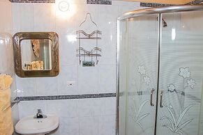 Blue Berry Hills Villa