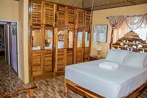 Blue Berry Hills Villa