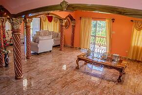 Blue Berry Hills Villa