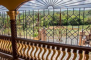 Blue Berry Hills Villa