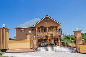 Blue Berry Hills Villa