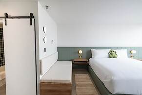 Dayton Vitality Hotel
