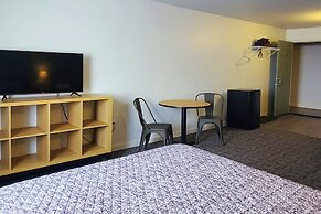 The Trail Inn - Yarbo, SK - Near Esterhazy & Mosaic K1, K2, & K3