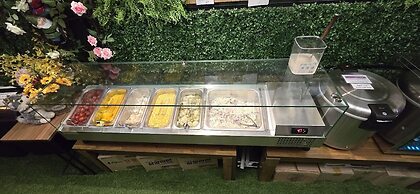 Snowflower Guesthouse