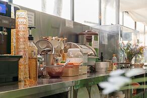 Snowflower Guesthouse