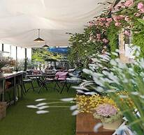 Snowflower Guesthouse