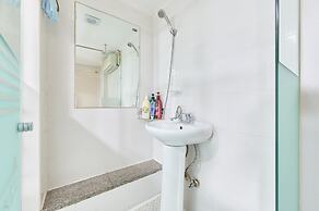 Snowflower Guesthouse