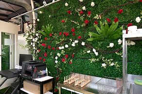 Snowflower Guesthouse