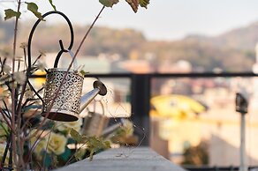 Snowflower Guesthouse