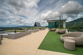 Deluxe apartment at Panora by Lofty