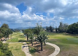 Apartment at Sky Park Condo by Lofty