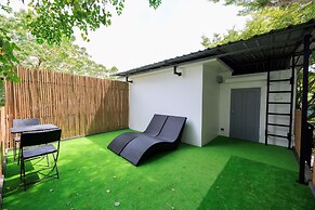 Pool villa at Kamala Regent by Lofty