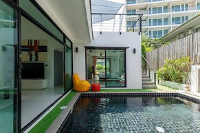 Pool villa at Kamala Regent by Lofty