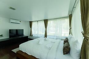 Pool villa at Kamala Regent by Lofty