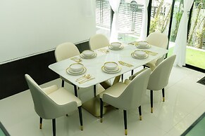 Pool villa at Kamala Regent by Lofty