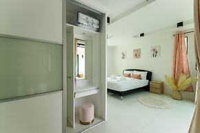 Pool villa at Kamala Regent by Lofty