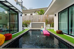 Pool villa at Kamala Regent by Lofty