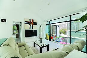 Pool villa at Kamala Regent by Lofty