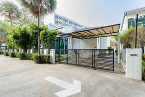 Pool villa at Kamala Regent by Lofty