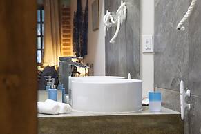 Aquamarina Hotel Boutique