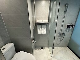 Hayata Hotel (no children under 12 years old)