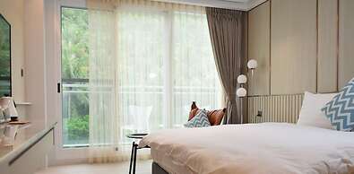 Hayata Hotel (no children under 12 years old)