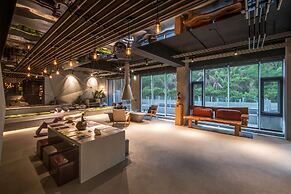 Hayata Hotel (no children under 12 years old)