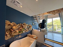 Hayata Hotel (no children under 12 years old)