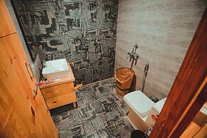 Minikins - Resorts & Restaurant