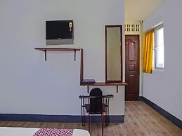 OYO 92235 Guesthouse Rantang