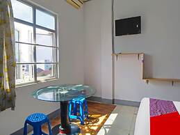 OYO 92235 Guesthouse Rantang