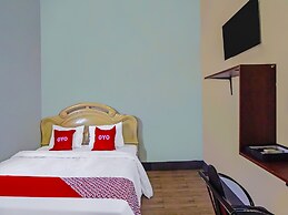 OYO 92235 Guesthouse Rantang