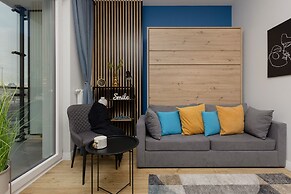 Kasprzaka Studio Remote Work by Renters