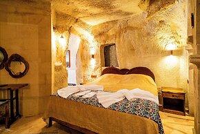 Cappadocia inans Cave & Swimming Pool Hot