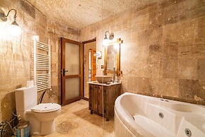 Cappadocia inans Cave & Swimming Pool Hot