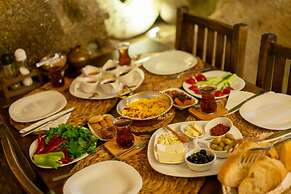 Cappadocia inans Cave & Swimming Pool Hot