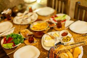 Cappadocia inans Cave & Swimming Pool Hot