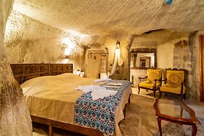 Cappadocia inans Cave & Swimming Pool Hot