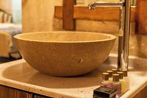 Cappadocia inans Cave & Swimming Pool Hot