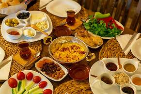 Cappadocia inans Cave & Swimming Pool Hot