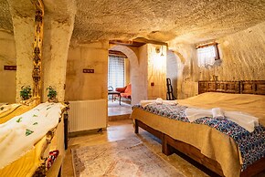 Cappadocia inans Cave & Swimming Pool Hot