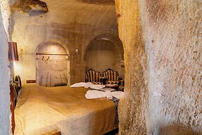 Cappadocia inans Cave & Swimming Pool Hot