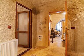 Cappadocia inans Cave & Swimming Pool Hot