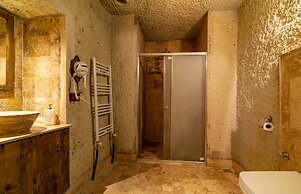 Cappadocia inans Cave & Swimming Pool Hot