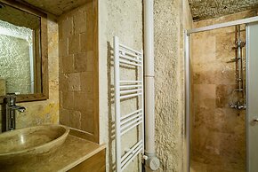 Cappadocia inans Cave & Swimming Pool Hot