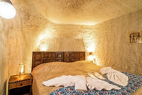 Cappadocia inans Cave & Swimming Pool Hot