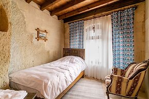 Cappadocia inans Cave & Swimming Pool Hot