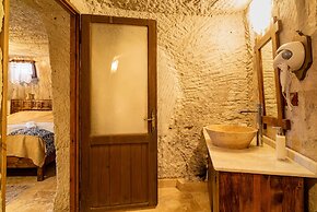 Cappadocia inans Cave & Swimming Pool Hot