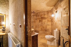 Cappadocia inans Cave & Swimming Pool Hot